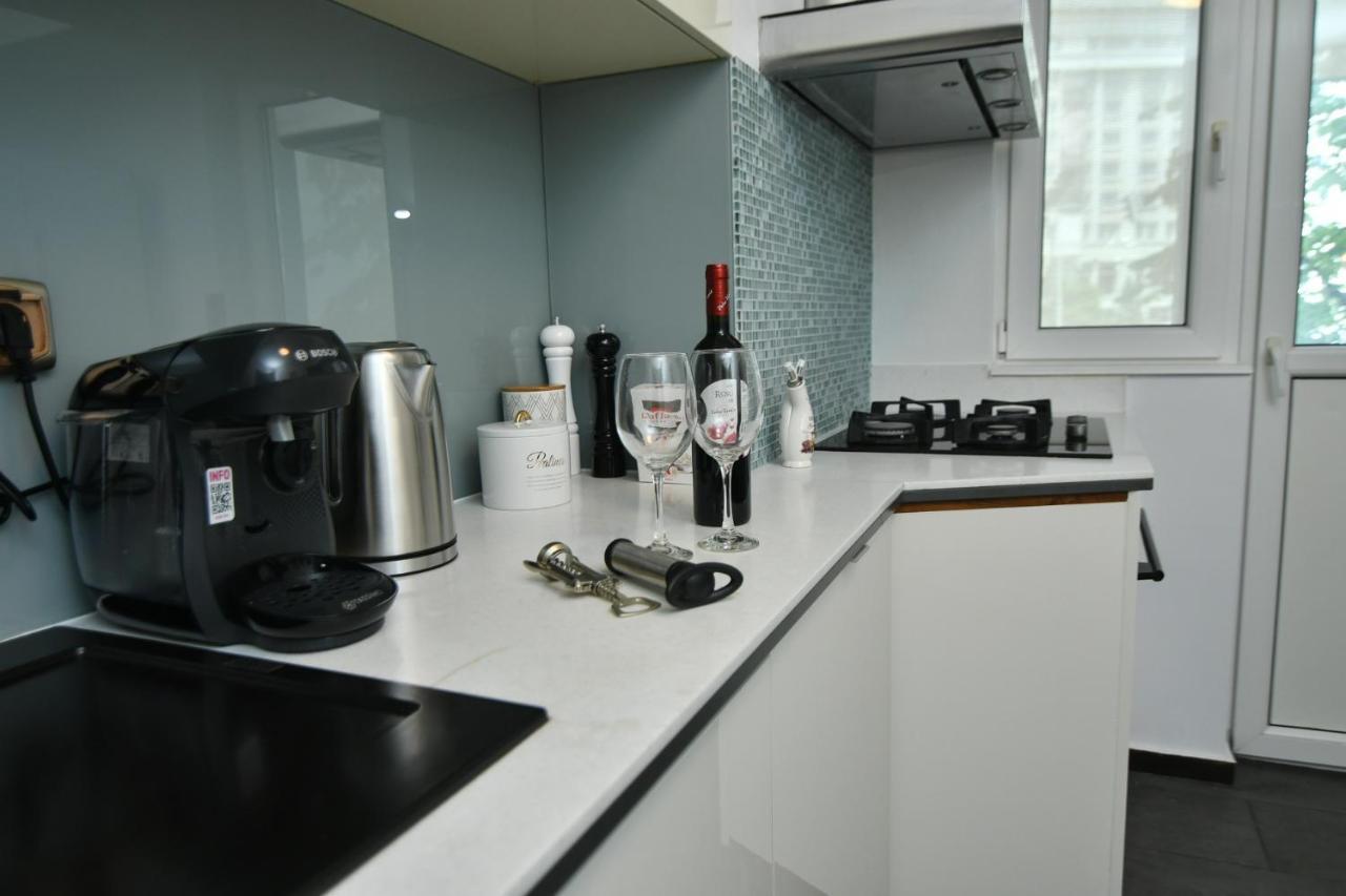 Parliament Square Elite Escapes Apartment Bucharest Luaran gambar