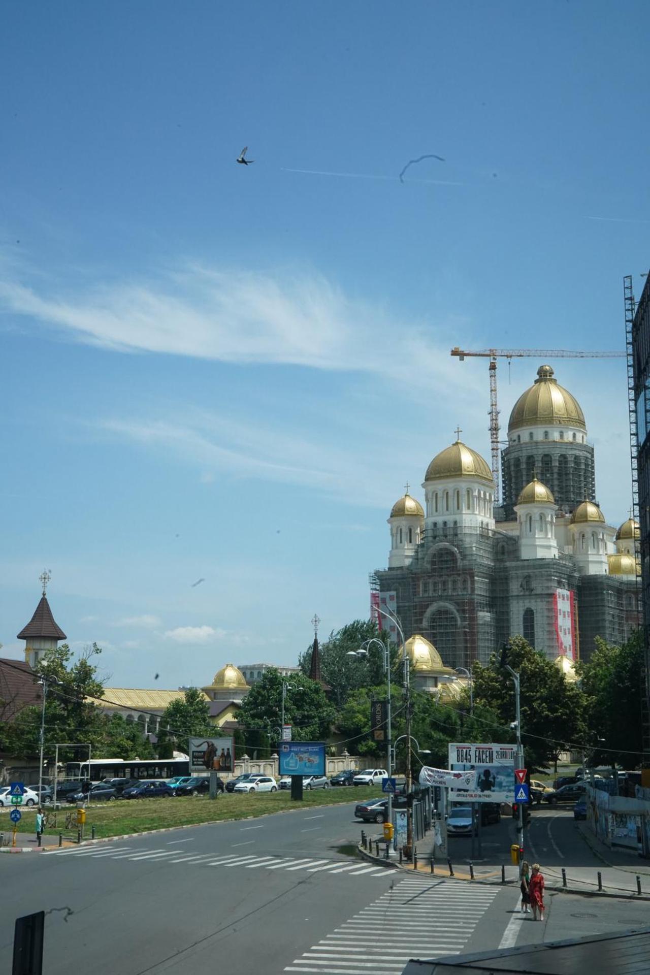 Parliament Square Elite Escapes Apartment Bucharest Luaran gambar